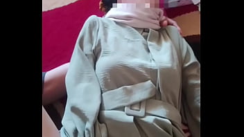 My Hijabi Stepsister Gets Fucked During Eid Celebration