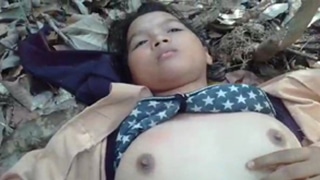 Gadis Pramuga Ranum Di Kebun Rahasia