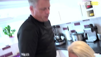 Lucky Cop On Duty Pounds Huge-titted Housewife’s Greedy Pussy